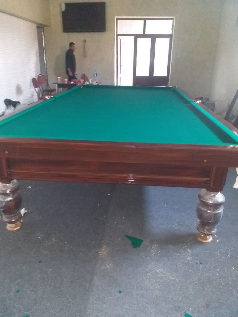 Billiard stol ruski