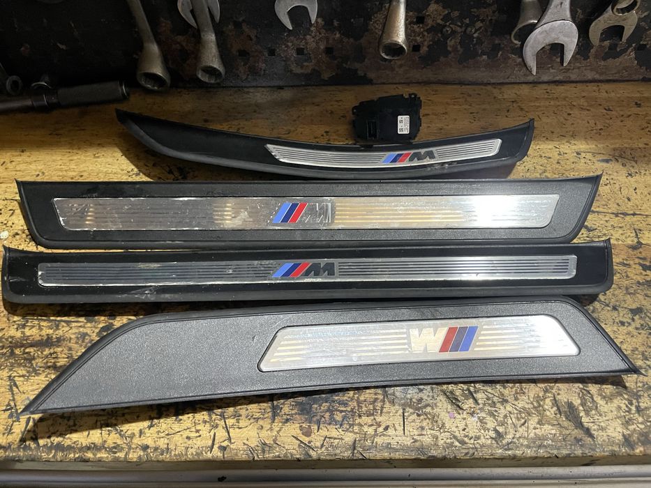 Praguri interioare bmw f10