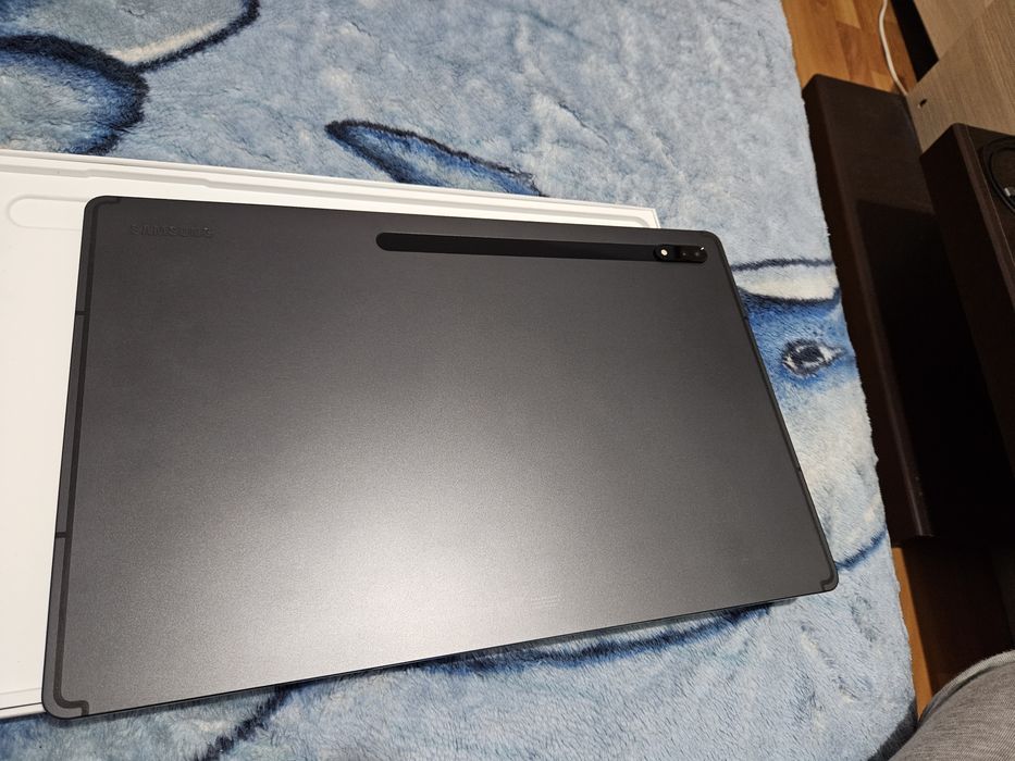 Vand samsung tab s8 ultra ne folosit
