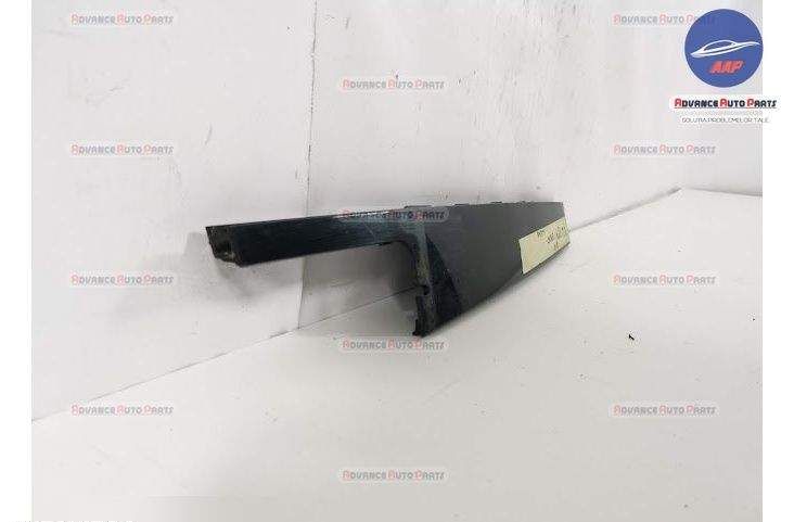 Външна装ировка Дясна Задна B Стълб Ланд Роувър / Land Rover Range Rover