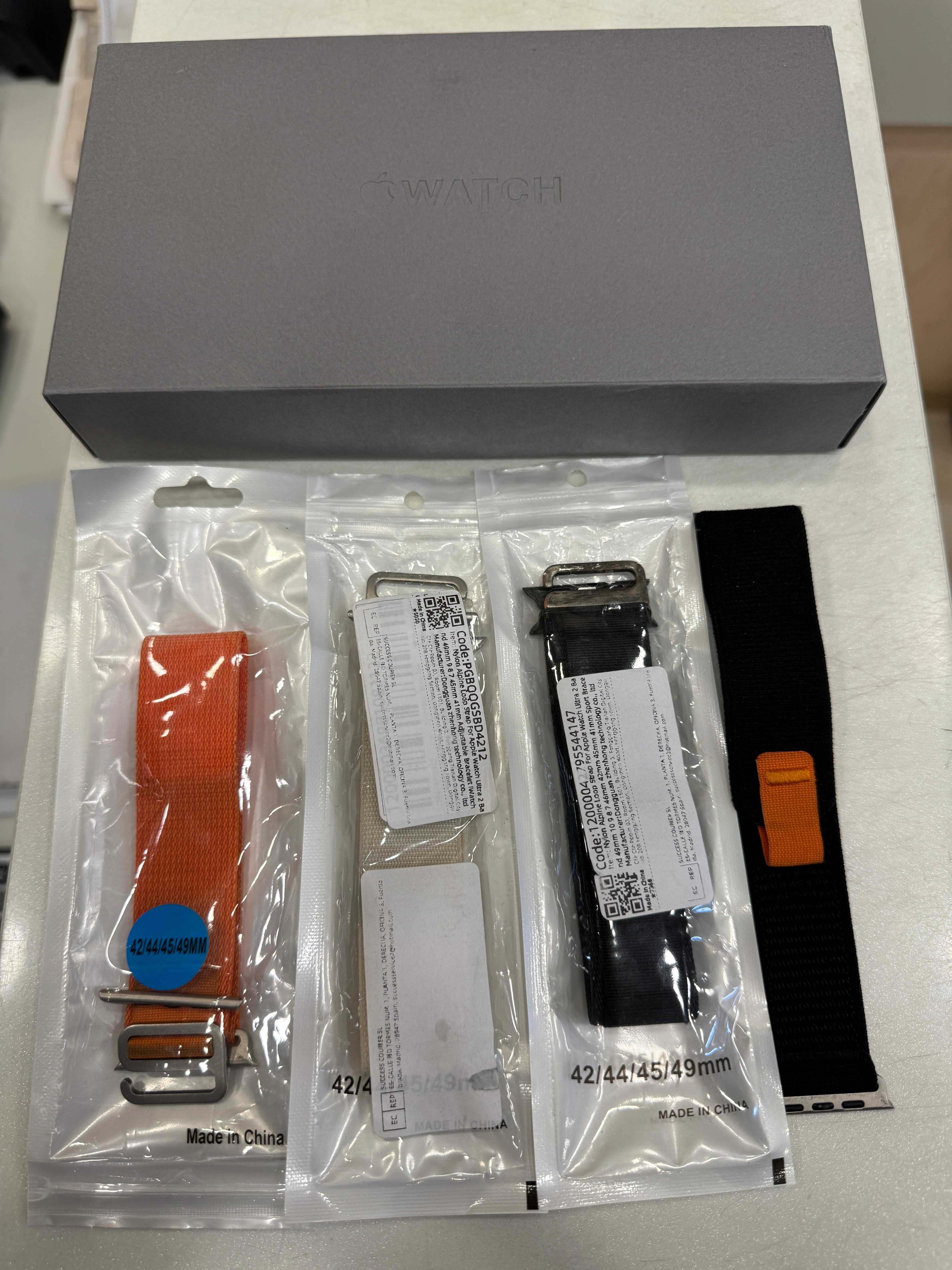 Apple Watch Ultra 2 GPS + Cellular 49mm Black Titanium Case-Гаранция!
