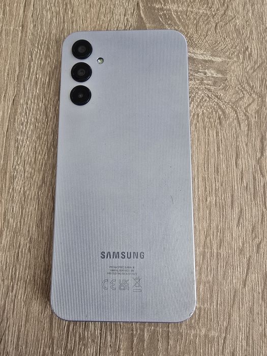 Samsung A 14 128 gb Страхотен