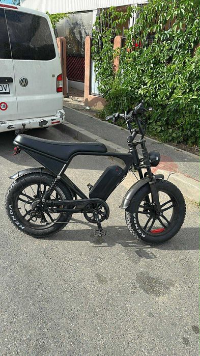 Vând bicicletă electrică
