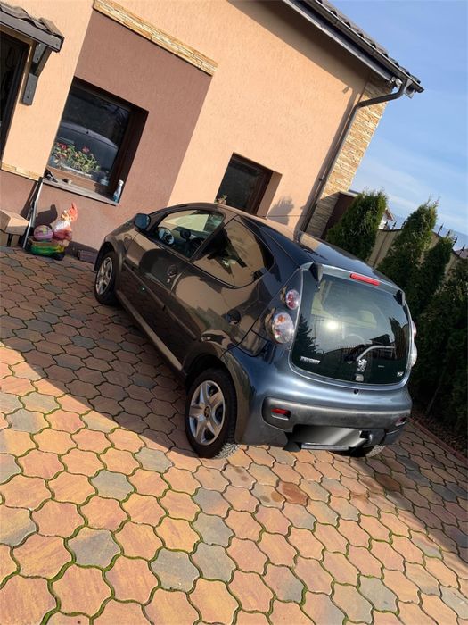 Peugeot 107, similar Toyota Aygo automat