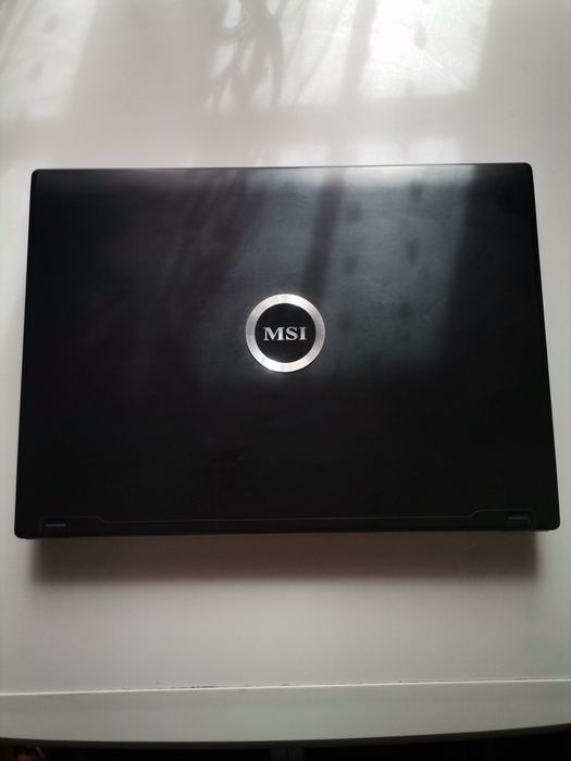 Laptop Msi 6837D