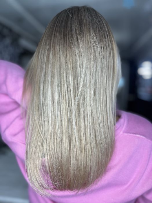 Окрашивание волос/ колорист/ Аиртач/ мелирование и др