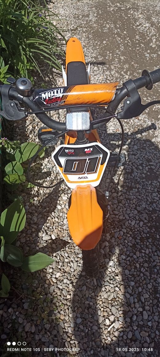 Vând bicicleta copii 4-6 ani