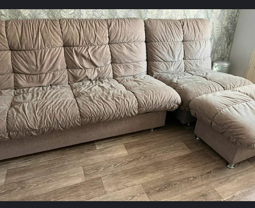 Мягкая мебель, диван кресло и пуфик