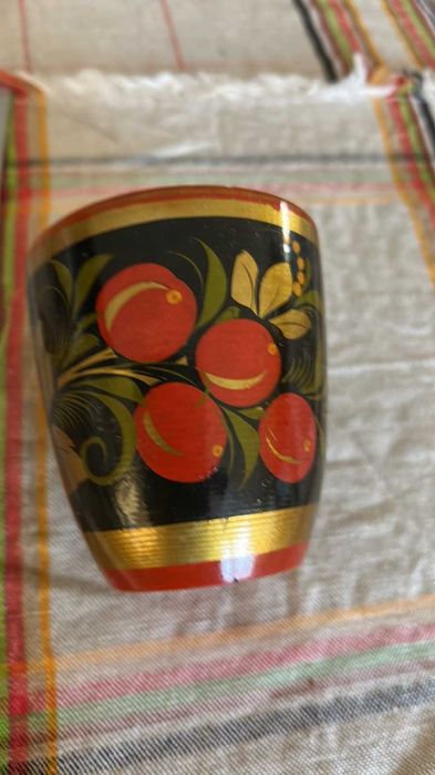 Руска дървена чаша ръчно рисувана