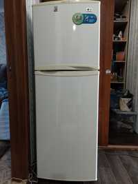 Продам холодильник LG  No frost (саморазмораживающийся)