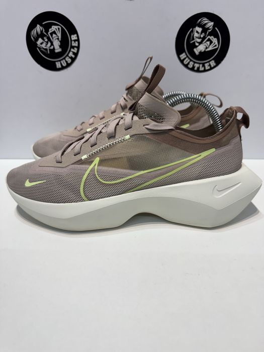 Маратонки NIKE VISTA .Номер 39