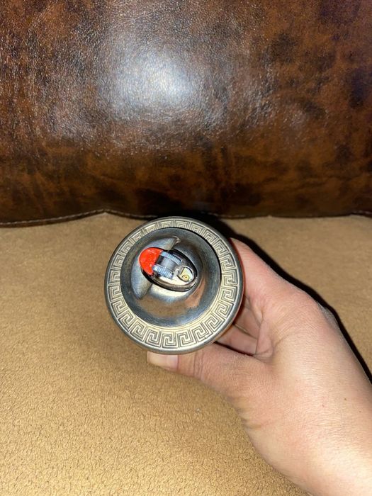 Настолна посребрена стойка за запалка