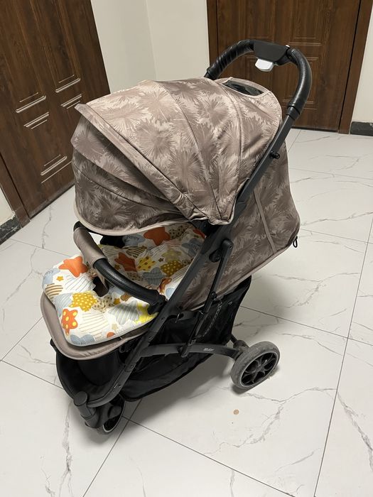Продам коляску М стар мах