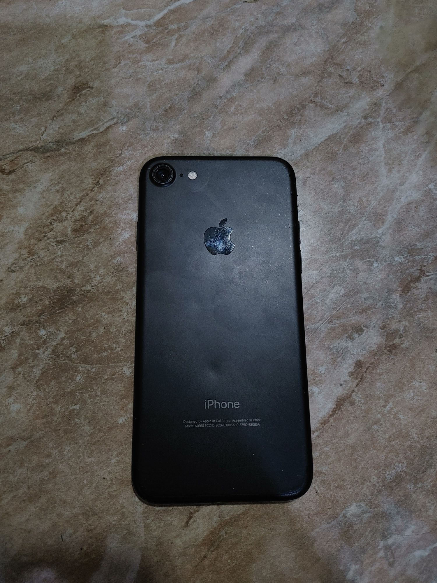 Iphone 7 32gb holati norm