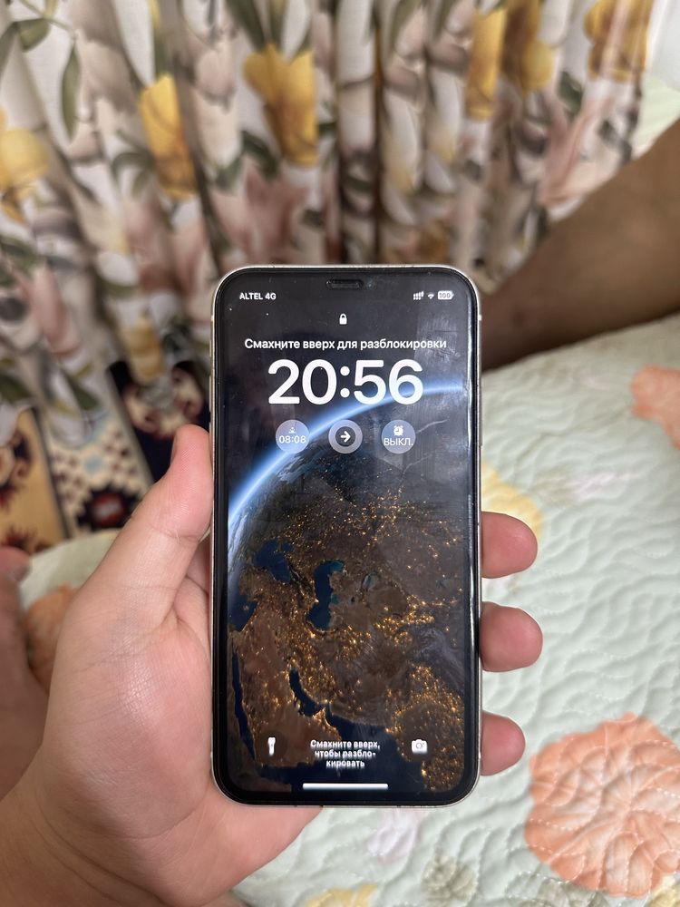 Продам iphone 11