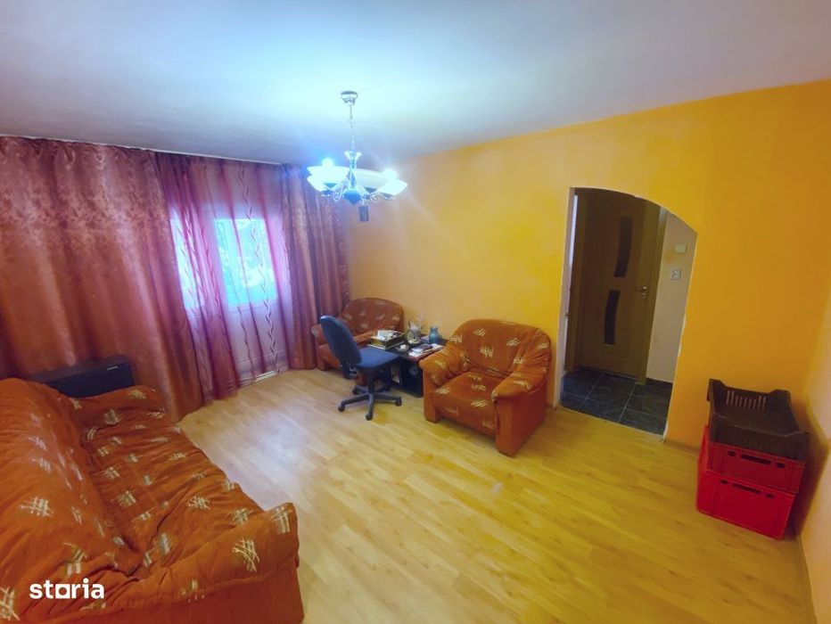 Apartament 3 camere, Narcisa