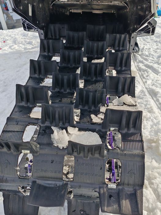 Snowmobil Polaris 9R KHAOS Patriot 2024