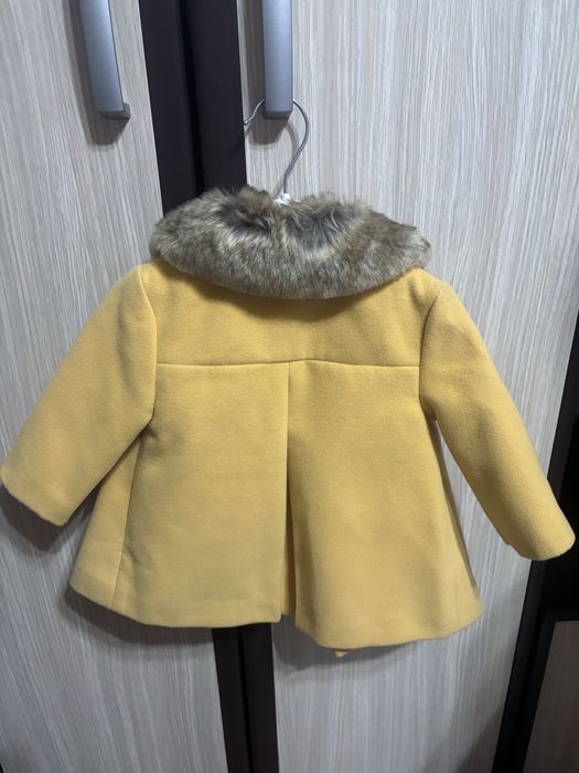 Vând hăinuțe fetiță