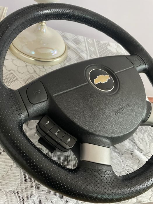 Продам руль для жентры лассети нексия 3
