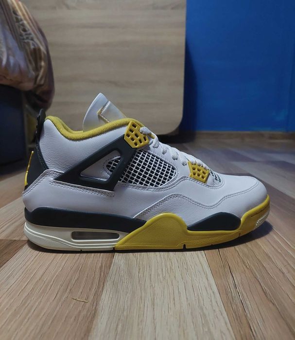 *Negociabili* Jordan Air 4 Retro Vivid Sulfur Unisex(EU 44)