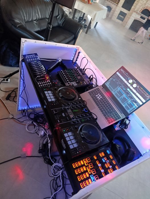Consolă mixer DJ Hercules Inpulse 500
