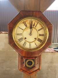 Pendula de perete americana, by Waterbury Clock Company, vintage