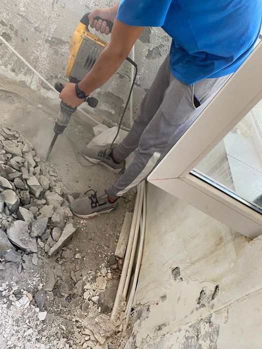 Demolari si evacuari interioare