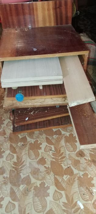 Отдам на дрова срочно