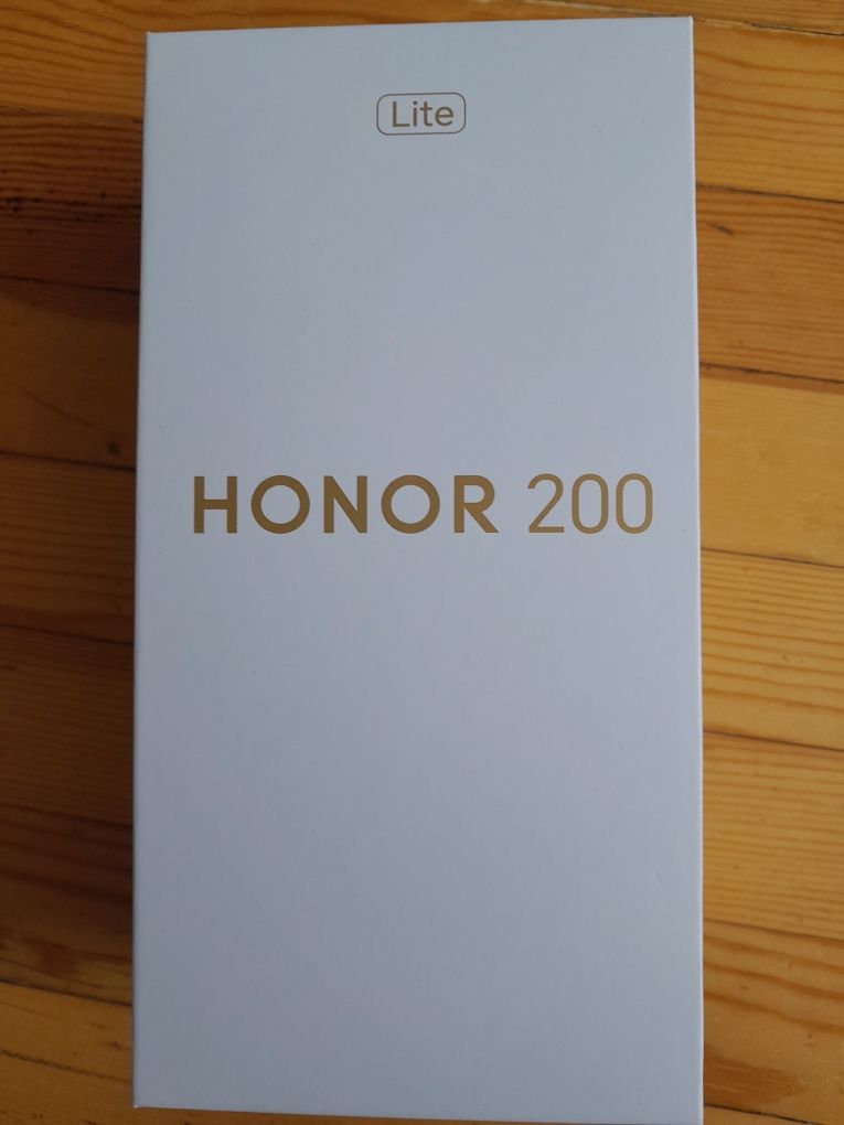 HONOR 200 Lite smartfoni

RAM: 8 GB

ROM: 256 GB

Rang: okean moviy

R