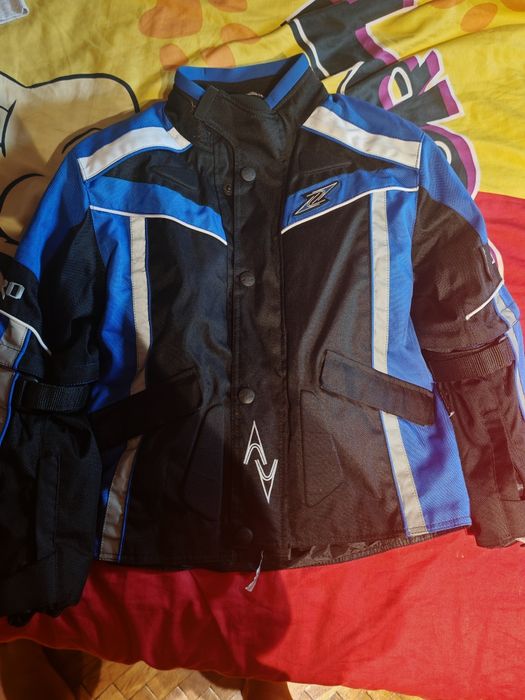 Мото яке RS Pro размер подходящ за деца от 8-9