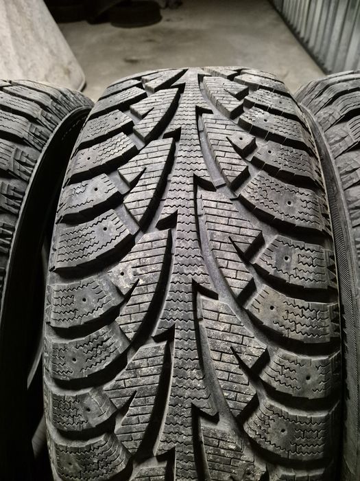 Зимни гуми Hankook 225 50 18