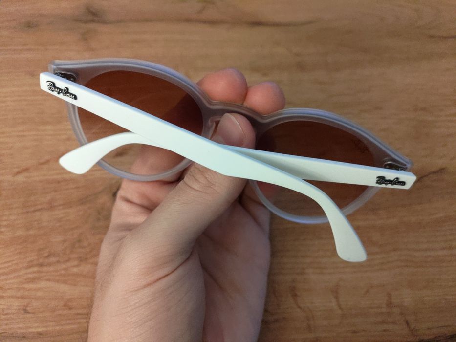 Ochelari Ray-Ban de damă