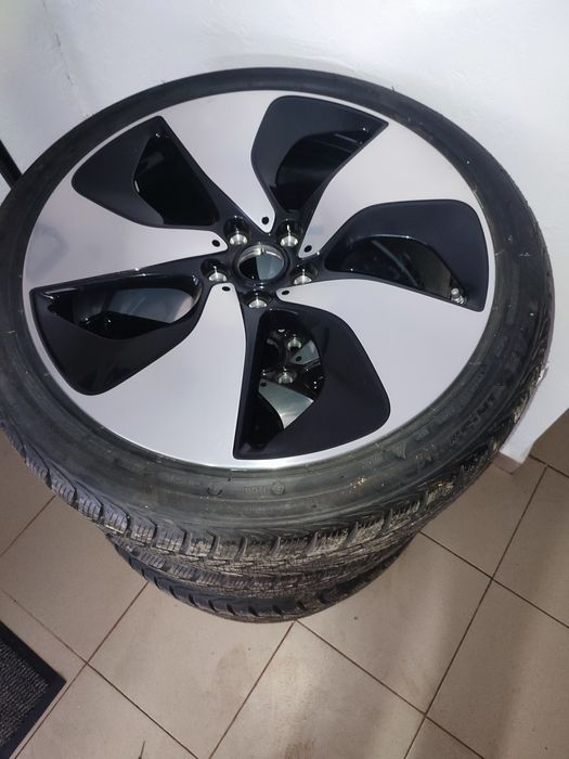 De vânzare roți noi nouțe BMW dimensiuni 215/45/R20
