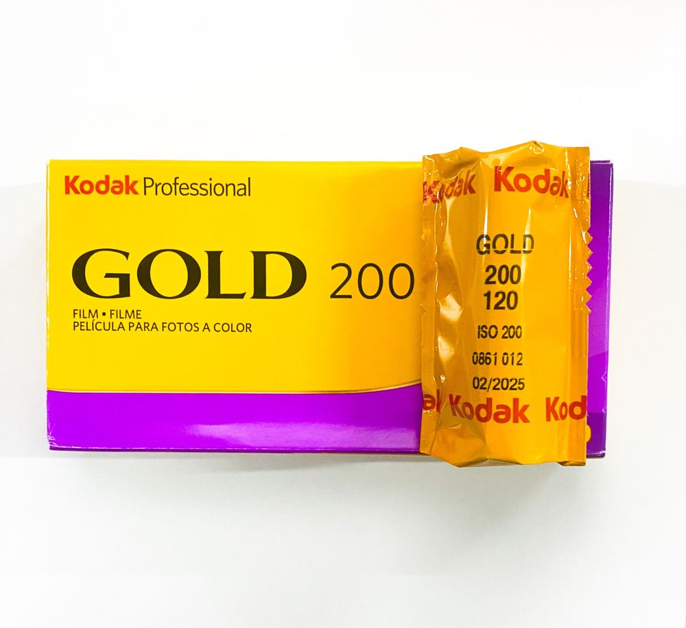 Фотопленка, свежая Kodak gold