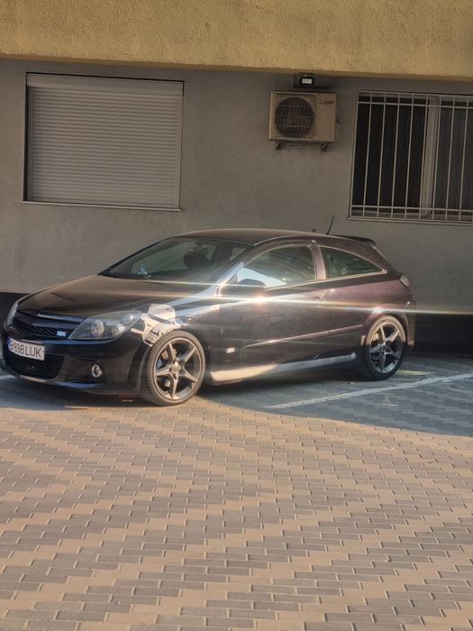 Vând Opel astra H Gtc