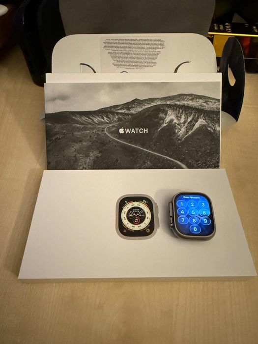 Apple Watch Ultra 49 mm Titanium Cellular