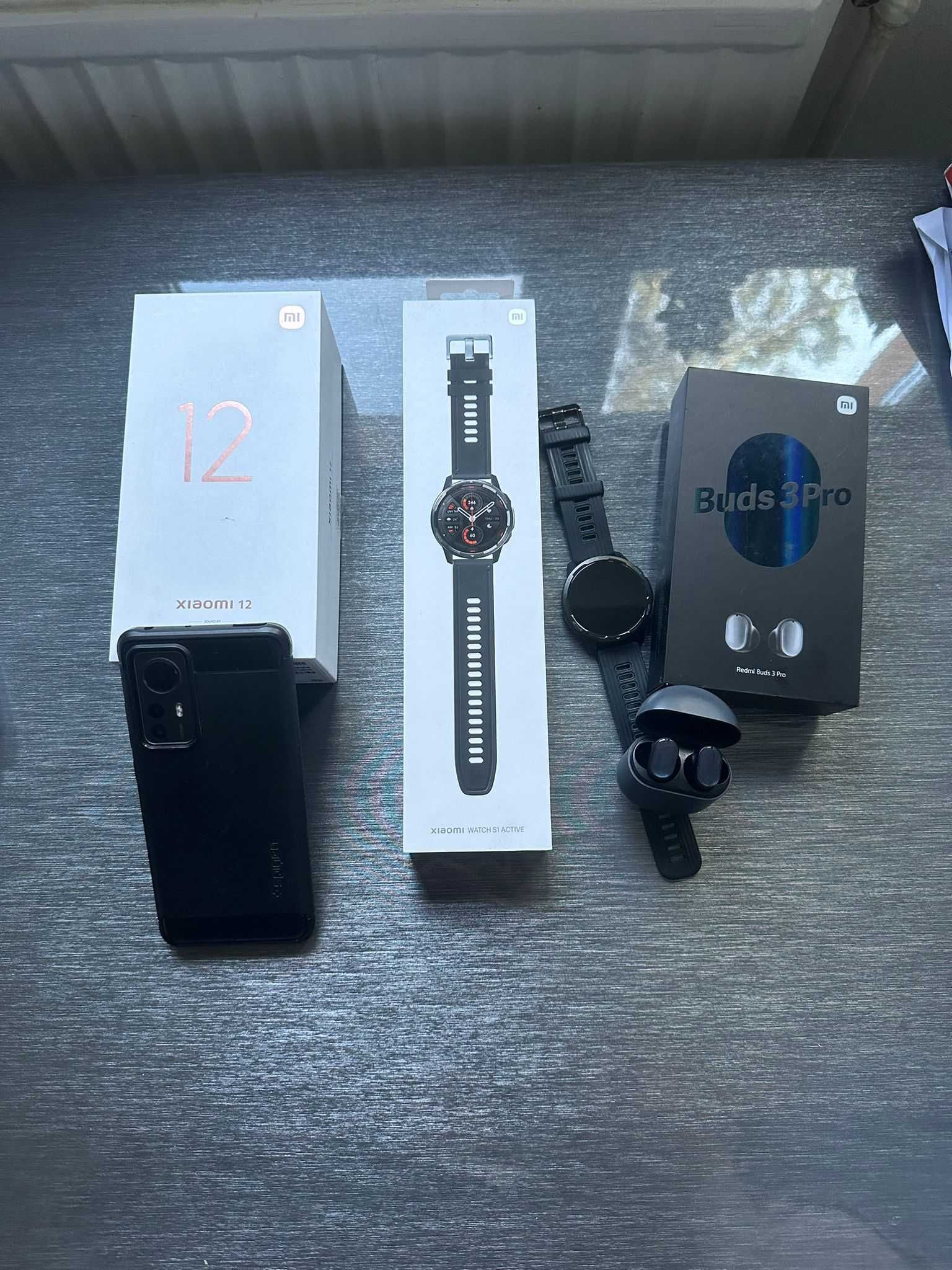 Set Xiaomi - smartphone, smartwatch si casti