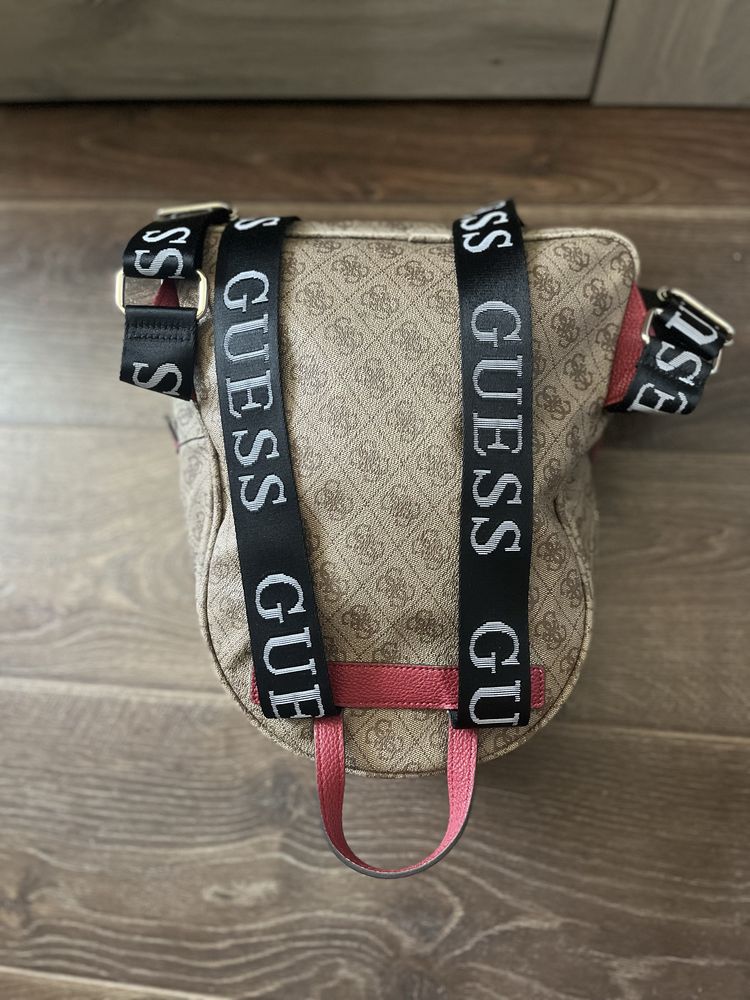 Guess Vicky дамска раница