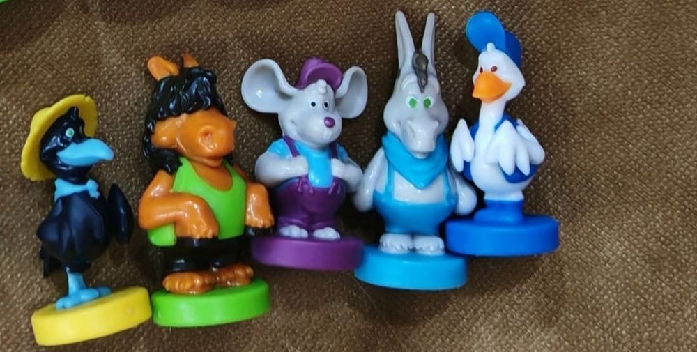 Обмен игрушек игрушки макро makro дружная ферма петух ослик ворона