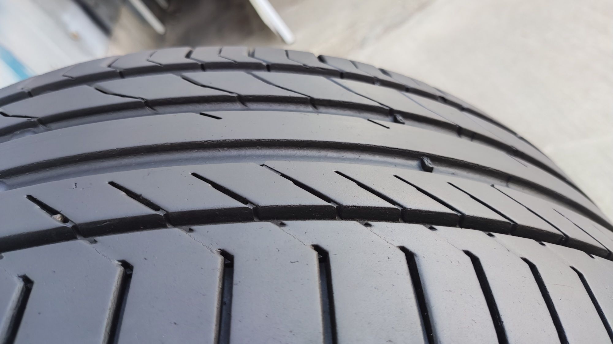 2бр. летни гуми 225/45/17 Continental Premium Contact 5, Runflat,SSR
d