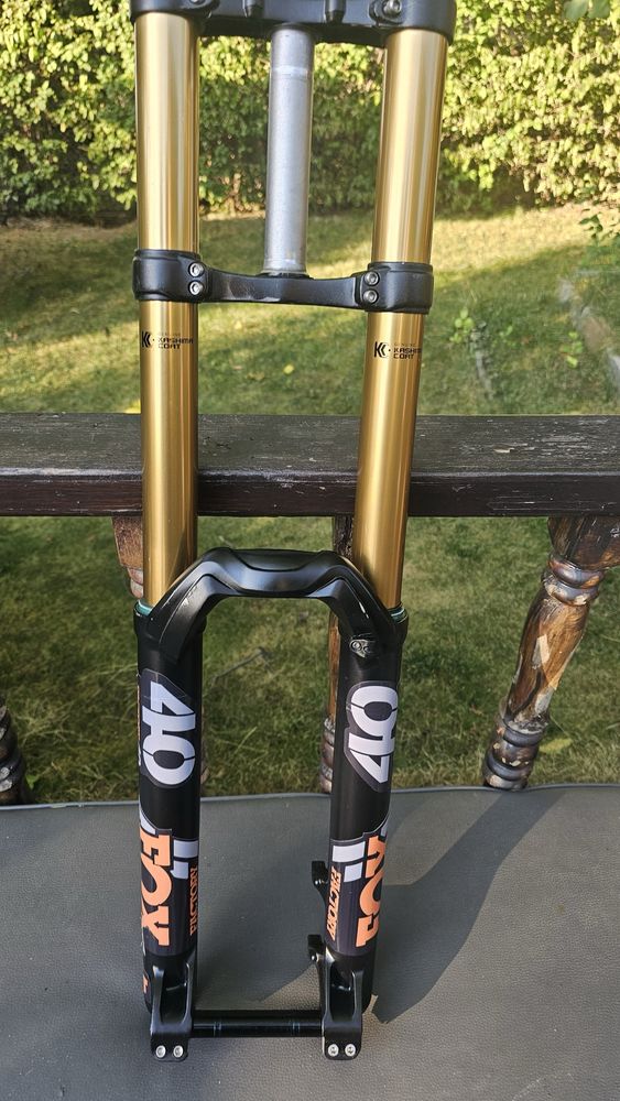 Fox Factory Racing 40 Kashima 27.5” – DH вилка