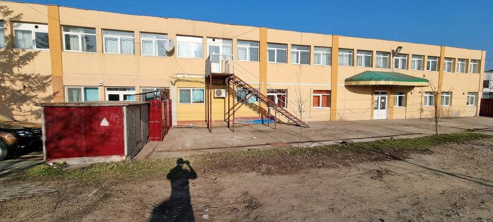 Închiriere/vânzare spațiu comercial/hală de producție 620 mp Focșani