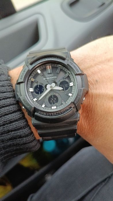 Casio g shock gaw-100