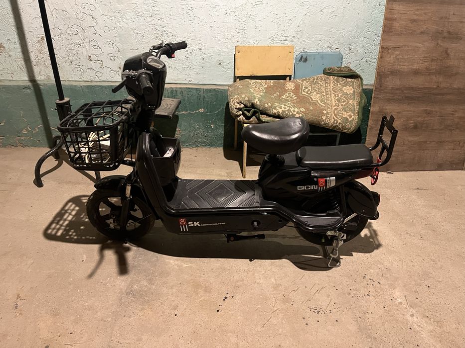 Продам электро велик sk8