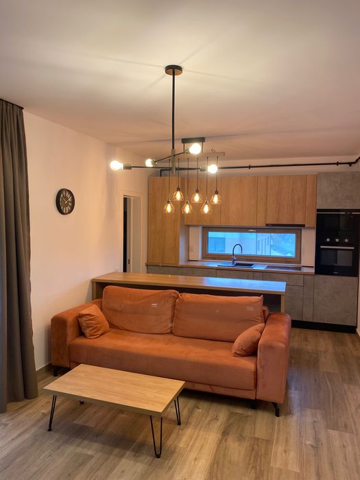 Închiriez ap 2 camere încălzire în pardoseală