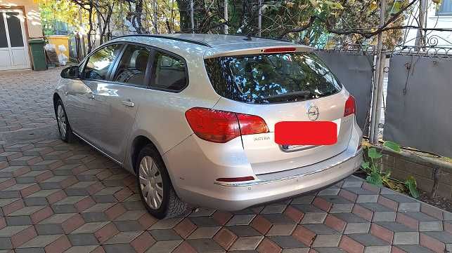 Vand Opel Astra J, Break - 2014