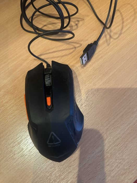 Продается клавиатура с 2 мышками