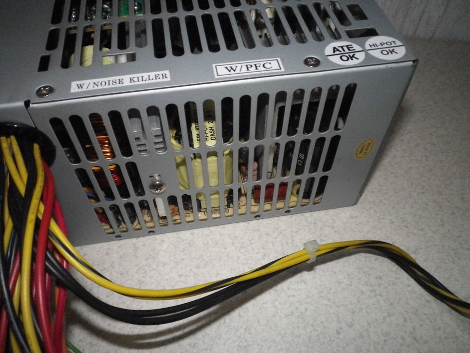 Захранване за компютър Fortron FSP300-60THA