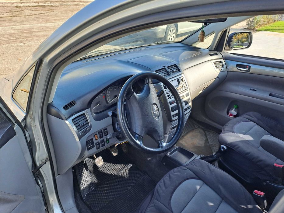 Toyota Avensis Verso