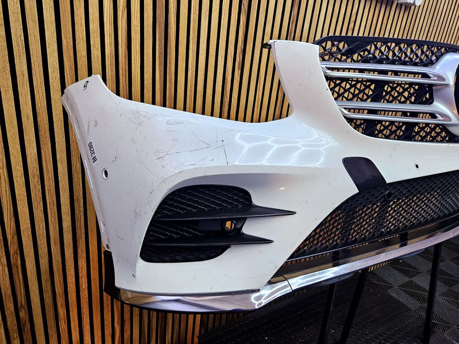 Mercedes GLC 2016/2019 W253 C253 AMG Bara fata BF3280